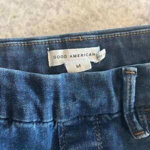 Good American Classic Blue Jeans